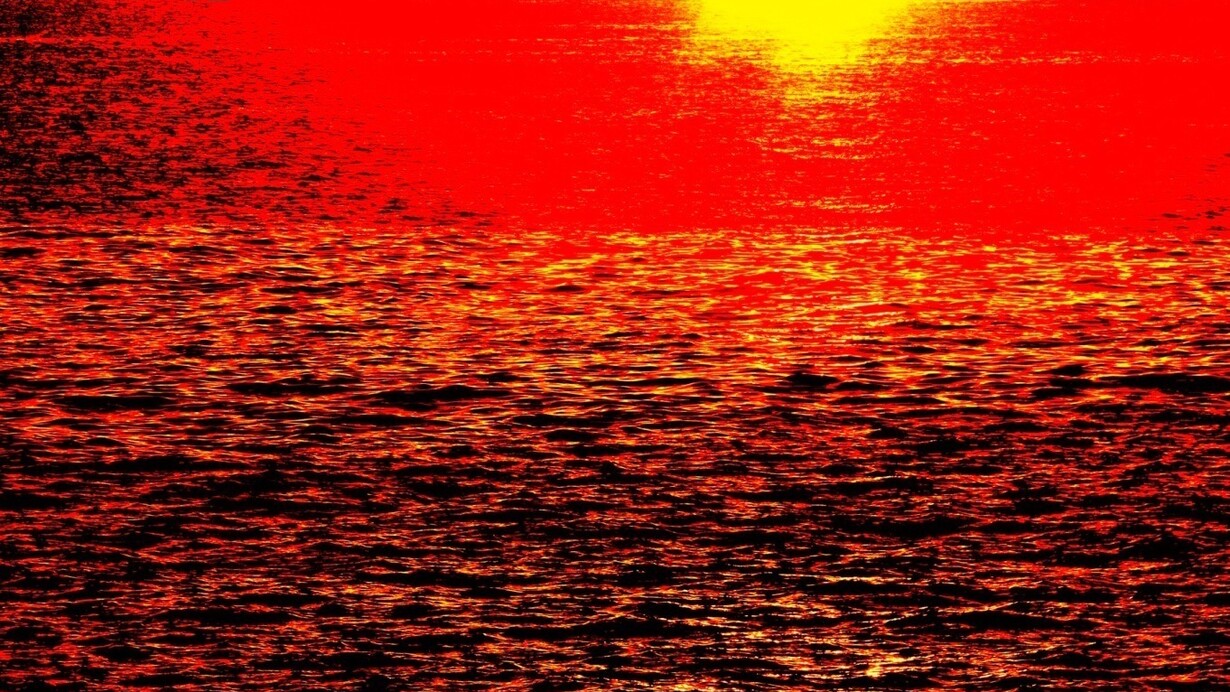 Guido Alimento, Sole colante, 2014, fotografia con elaborazione digitale, 40x60 cm