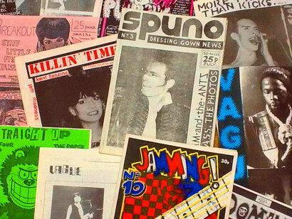 Une sélection de fanzines punk britanniques, y compris Vague, Spuno, Jamming, Kill Your Pet Puppy, Killin' Time, Domino IV, etc