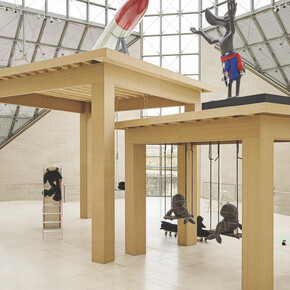 Cosima von Bonin, Songs for gay dogs, Ausstellungsansicht. Mit freundlicher Genehmigung des Mudam Luxemburg