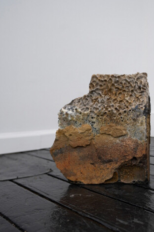 Jeff Williams, Electro slag, exhibition view. Courtesy of Kate Werble Gallery