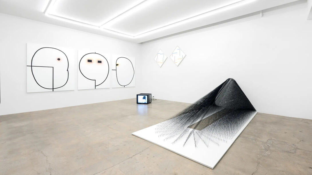 Various artists, Hard line women, exhibition view. Courtesy of Nonaka-Hill