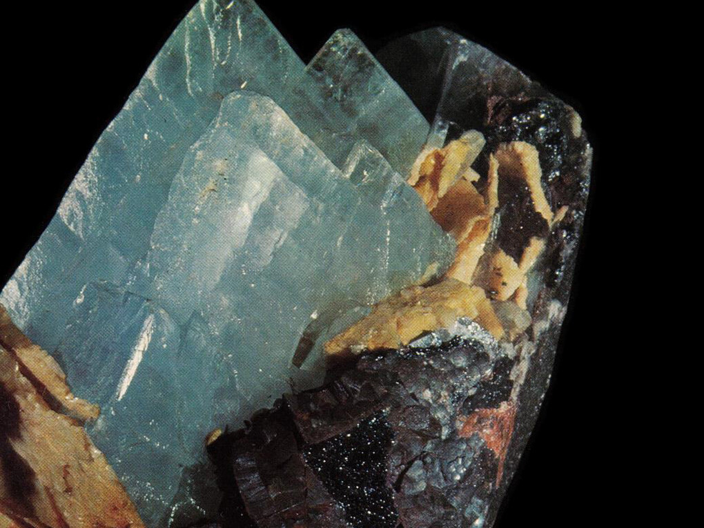 Arnold E Fanck, edited by Georgie Grace, Original from Rudolf Metz – ‘Precious Stones and Other Crystals’, Thames and Hudson Publishing, 1964