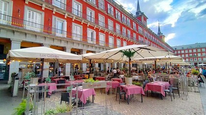 Plaza Mayor, em Madrid, Espanha (2022)
