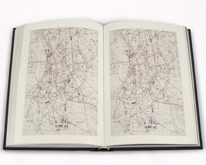 I Read. Courtesy of MFC - Michèle Didier