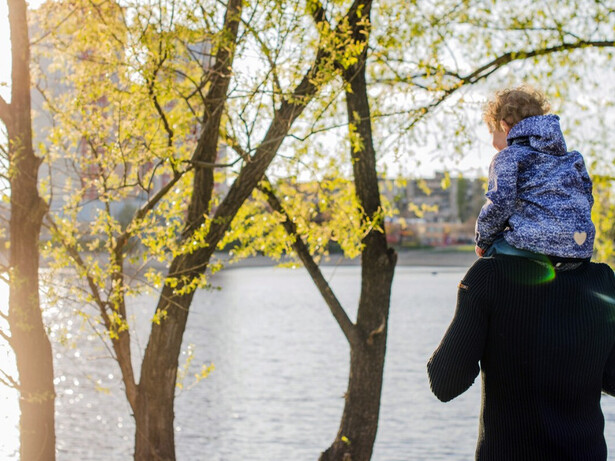 El 91% de los padres encuestados declara que cuidar a sus hijos o seres queridos es una de las cosas más placenteras de su vida. La cifra no ha cambiado desde 2023, pese al deterioro económico global
