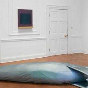 Sylvie Fleury. Courtesy of Galerie Thaddaeus Ropac 