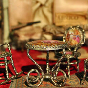 Vida burguesa, Exhibition view. Courtesy of Museo Unicaja de Artes y Costumbres Populares