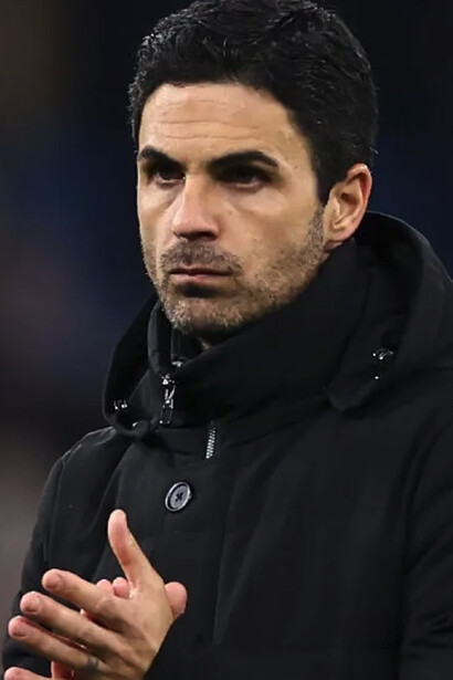 Mikel Artela y Arsenal