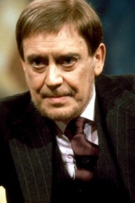 Carmelo Bene è stato un attore, regista, drammaturgo, filosofo, scrittore e poeta 