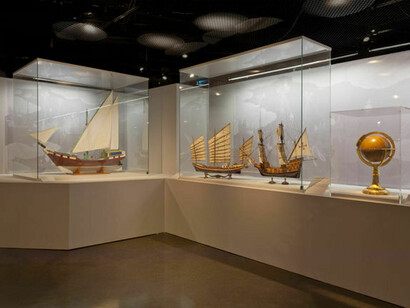 L'Afrique des routes, Exhibition view. Courtesy of Musée du Quai Branly