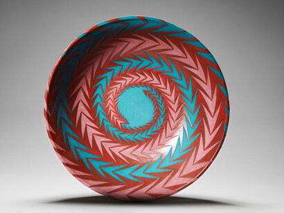 Caroline Cole - Spiralling Arrows Bowl 2012