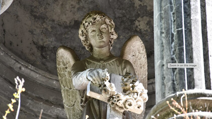 Raziel el arcángel del los místicos y alquimistas, que guarda los misterios de Dios y que muchos han querido desentrañar