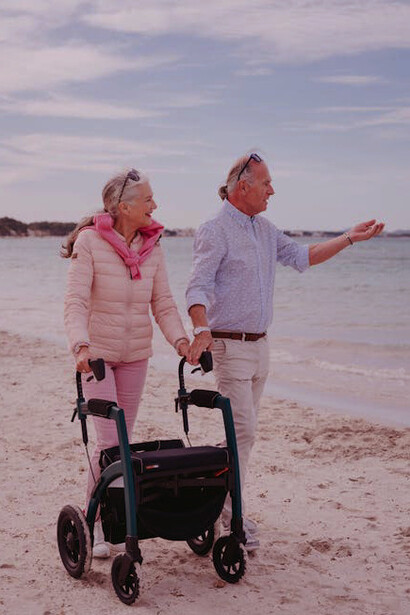 Despite economic shifts, this couple finds solace in the timeless beauty of Mexico's shores, a testament to enduring love and adaptability