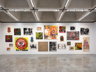 Judith Bernstein, Public fears, exhibition view. Courtesy of Paul Kasmin Gallery