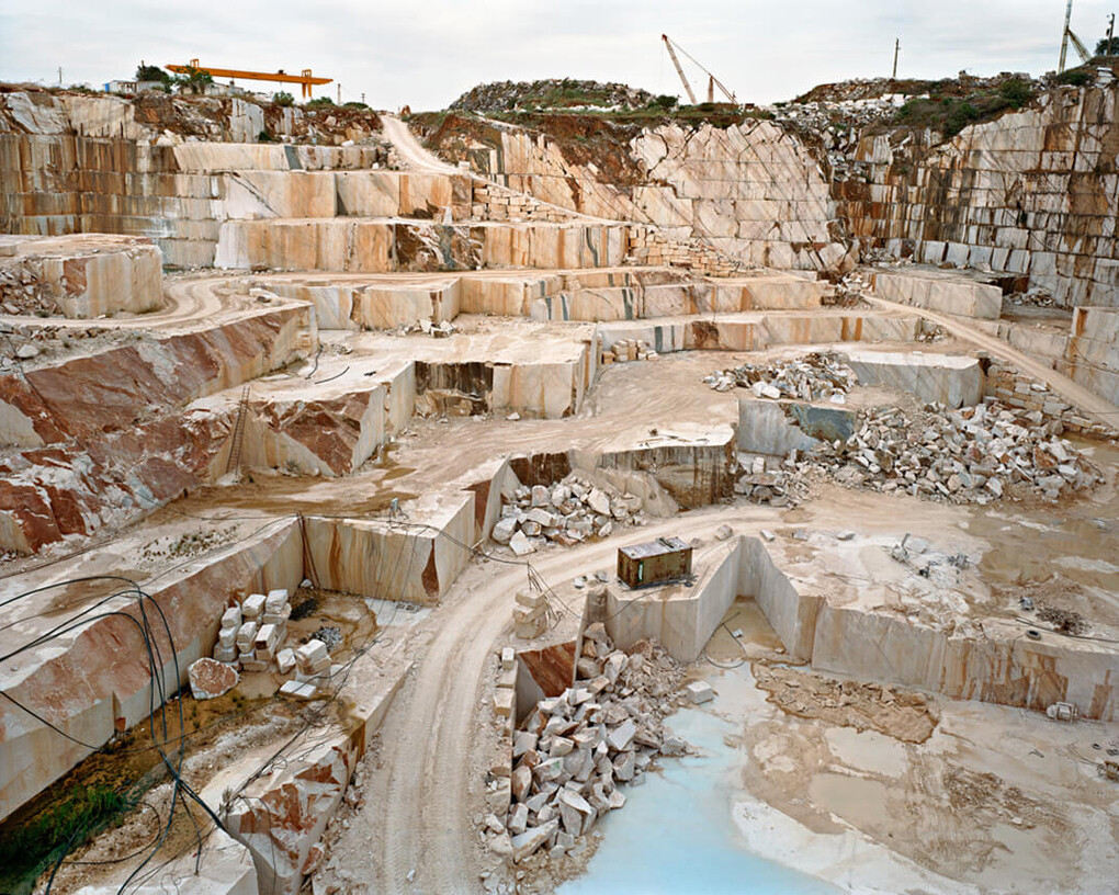 Witness: Edward Burtynsky. Courtesy of AGH 