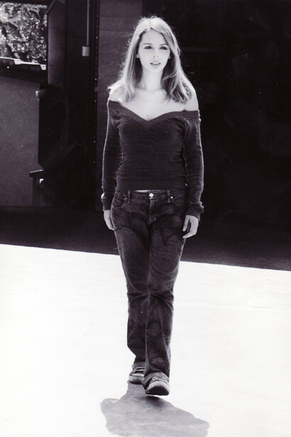 Chiara Spagnoli Gabardi, walking