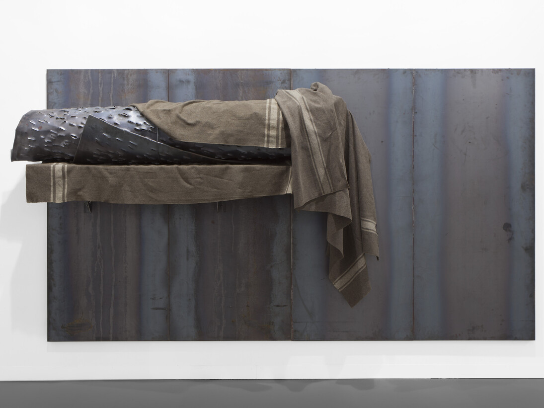 Jannis Kounellis, Untitled, 2012, Iron, military blankets 200 x 400 x 50 cm. Courtesy of Bernier/Eliades Gallery