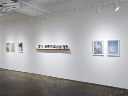Maxine Henryson, Frequently the woods are pink, 2023, exhibition view,  A.I.R. Gallery, Brooklyn, NY, photo by Sebastian Bach. Courtesy of the artist and A.I.R. Gallery