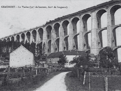 Le viaduc de Chaumont en Haute-Marne en France, entre 1900 et 1910, silhouette monumentale où l’élan industriel rencontre l’élégance des grandes constructions de pierre