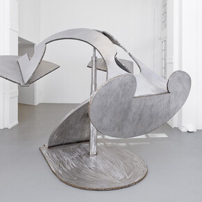 Mark di Suvero. Courtesy of Galerie Mitterrand