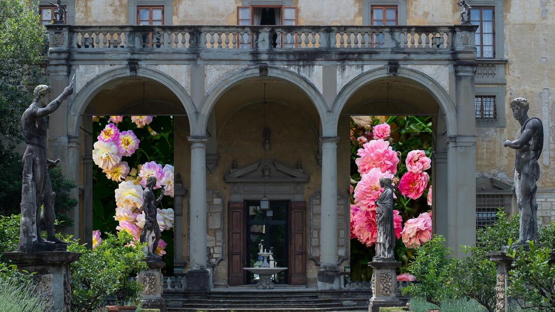 Artigianato e Palazzo 2024: le due grandi opere a colori di Federico Minelli che saranno esposte alla Loggia del Buontalenti del Giardino Corsini. Ph Federico Minelli