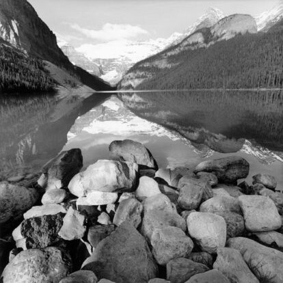 LEE FRIEDLANDER, Lake Louise, Alberta, Canada, 2000. Courtesy of Fraenkel Gallery