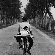 France, Provence, 1955. © Elliott Erwitt