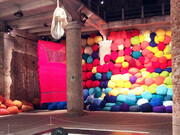 Sheila Hicks. Scalata al di là dei terreni cromatici