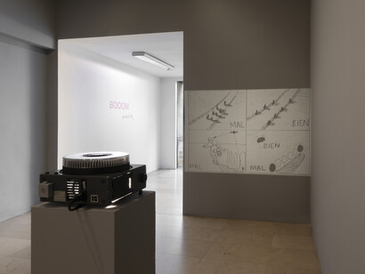 Miralda, Booom, vista de exhibición. Cortesía de la Galería Senda 