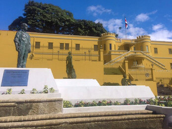 Monumento a José Figueres Ferrer, Plaza de la Democracia, San José, Costa Rica