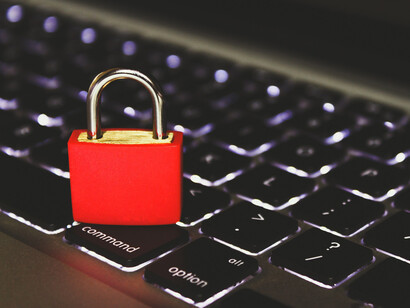 Many people, including many IT professionals believe that an SSL Certificate means a website is safe to browse