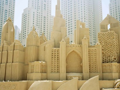 Farah Al Qasimi, Sandcastles, Dubai, 2014 © Farah Al Qasimi, Courtesy Third Line Gallery, OEuvre exposée à l’IMA