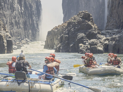 Rafting en el río Zambeze en el sur de África