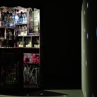 João Pedro Vale e Nuno Alexandre Ferreira, Dawn, vista da exposição. Cortesia de Cristina Guerra Arte Contemporânea