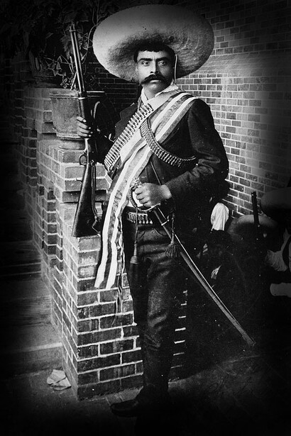 Emiliano Zapata: "Lieber stehend sterben als kniend leben", Aufnahme um 1911