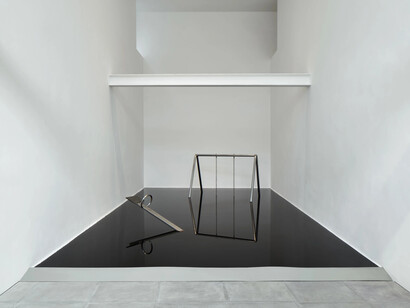 Various artists, The flesh of space, exhibition view. Courtesy of The Sunday Painter