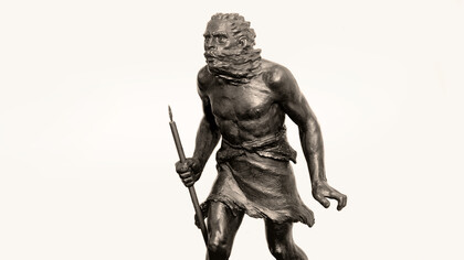 Alexander Proudfoot, estatua de un hombre neolítico