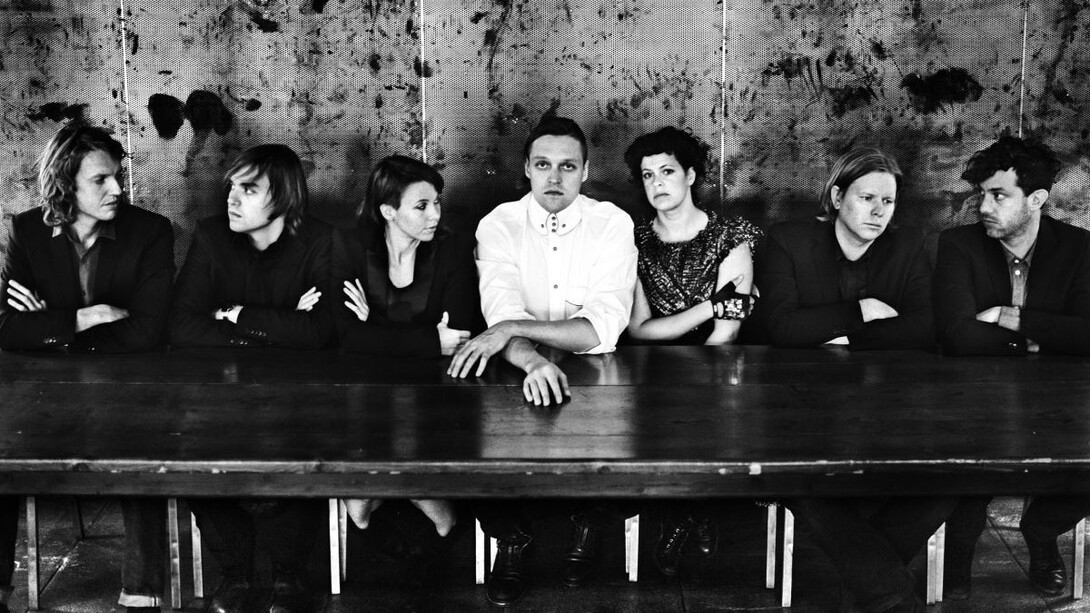 Anton Corbijn, Arcade Fire, Marseille, 2010. Courtesy of Kunstforum Wien