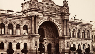 Palacio de la Industria, lugar donde se celebró el polémico Salón de París en 1863