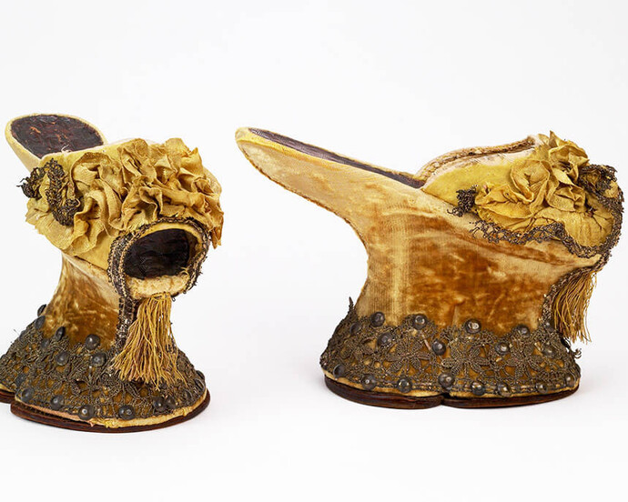 Chopines, Italy, 16th century