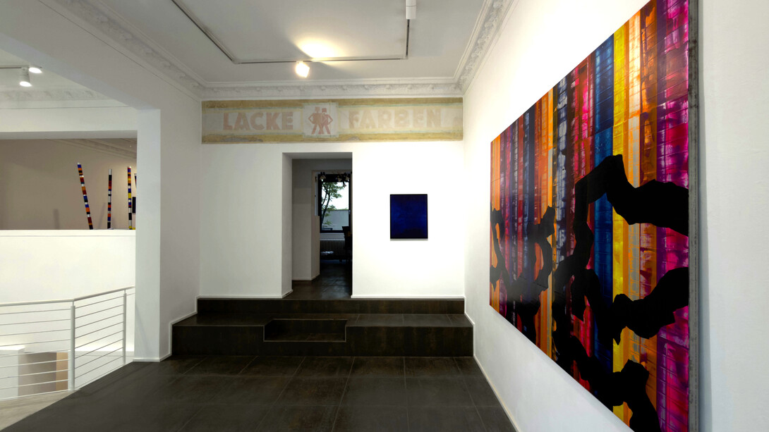 Markus Keibel, Patriarchy fades, the future rises, exhibition view. Courtesy of Luisa Catucci Gallery