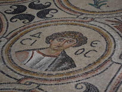 Trató de fusionar el cristianismo y la filosofía, y por eso se lo considera el primer filósofo cristiano