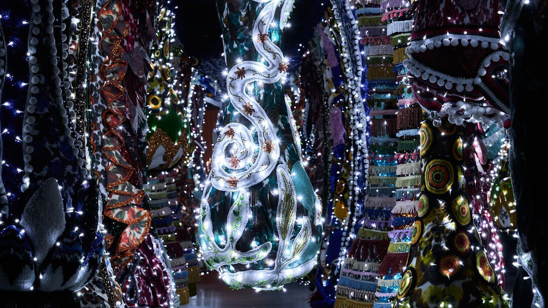 Joana Vasconcelos, The enchanted forest, vue de l'exposition. Avec l'aimable autorisation de la Galerie La Patinoire Royale Bach
