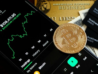 Digital assets and electronic payment methods displayed together, reflecting the growing integration of crypto within global fintech markets
