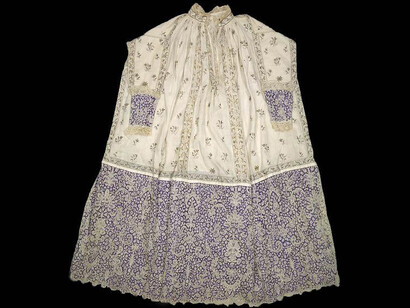 Opulent Fashion in the Church. Courtesy of The Cleveland Museum of Art