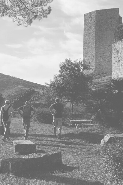 L’Umbria non ha il mare ma conserva in sé il fascino pulsante di una storia molto antica che ha segnato il territorio nei secoli