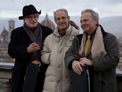 Il Trio Chitarristico Italiano, da sinistra Alfonso Borghese, Roberto Frosali e Vincenzo Saldarelli, a Firenze, piazzale Michelangelo, nel 2010