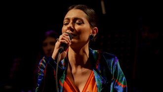 Simona Molinari in una foto di @Arturo DiVita, Fondazione Orchestra Jazz Siciliana, The Brass Group