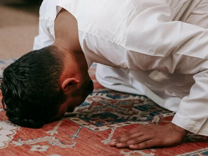 A Jihad travada pelos fundamentalistas não era a mesma da idade média, era não só um combate contra o mal, mas uma revolução global que destruiria o mundo moderno e traria um novo mundo regido pela Sharia islâmica. Algo mais próximo da revolução do proletariado defendida pelos comunistas, ou a chegada do Terceiro Reich pressagiada pelos nazistas