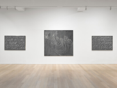 Cy Twombly, exhibition view. Courtesy of Gagosian